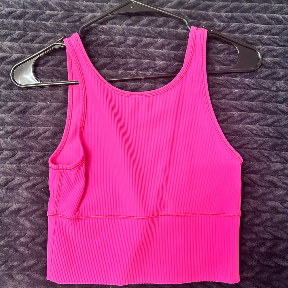 Lululemon power pivot tank top in sonic pink size 4